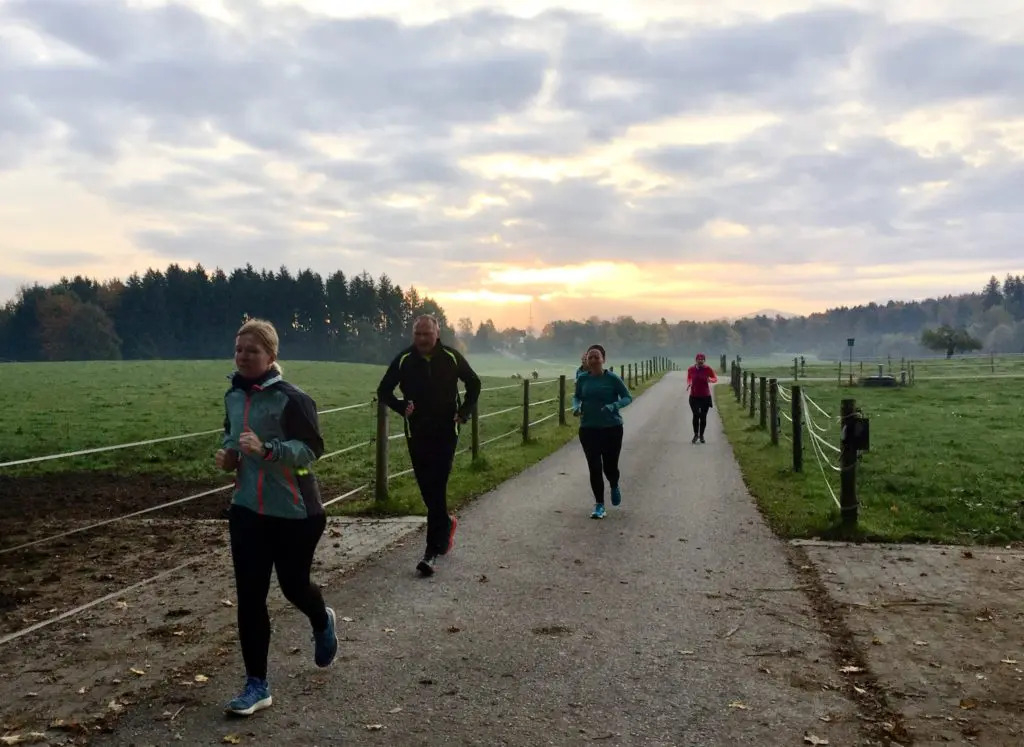 Morgensonne im Laufcamp am Chiemsee